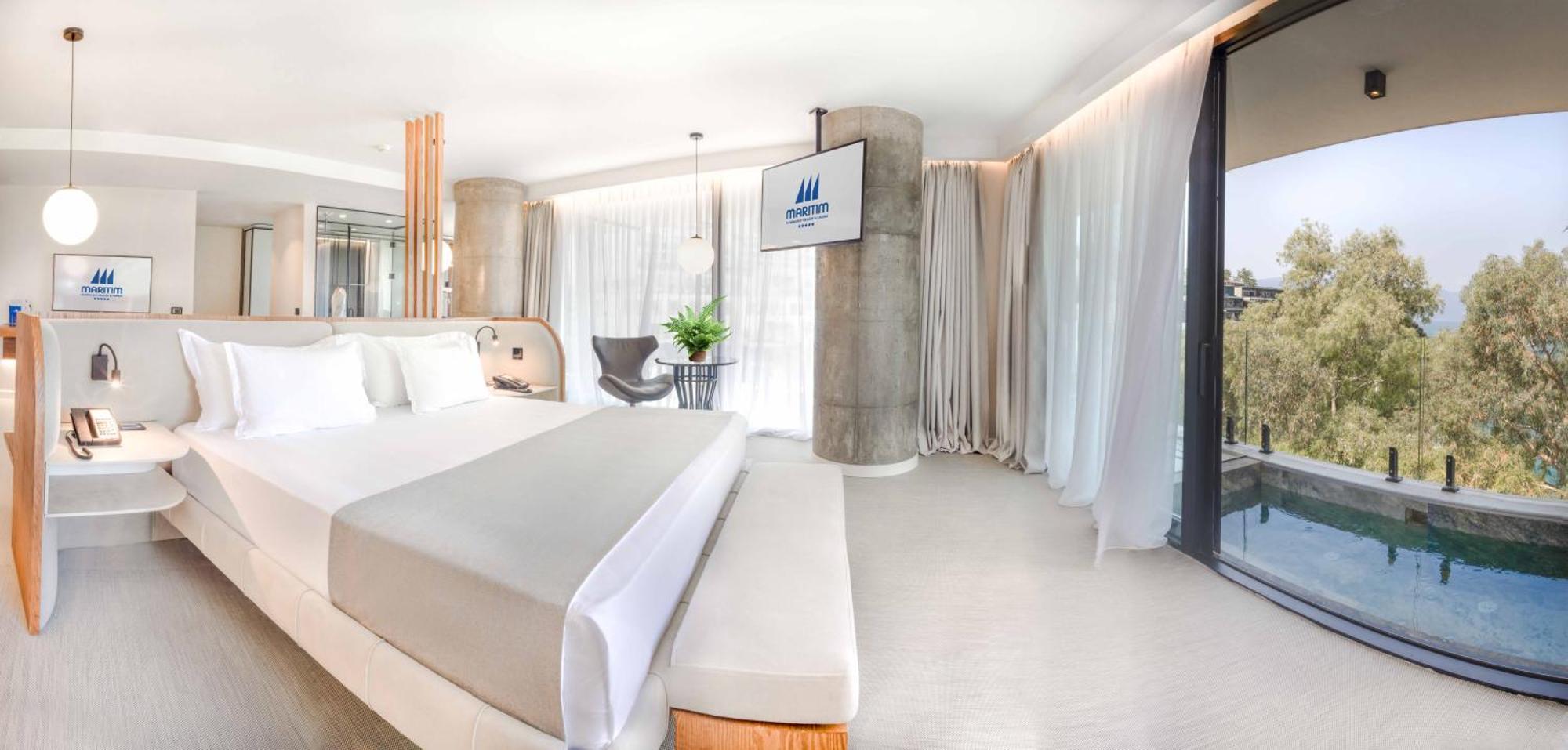 Maritim Marina Bay Resort Spa & Casino Adult Friendly Vlore Exterior photo Deluxe Room