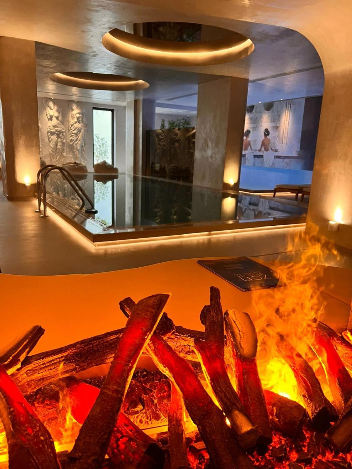Maritim Marina Bay Resort Spa & Casino Adult Friendly Vlore Exterior photo The spa at The Ivy Spa